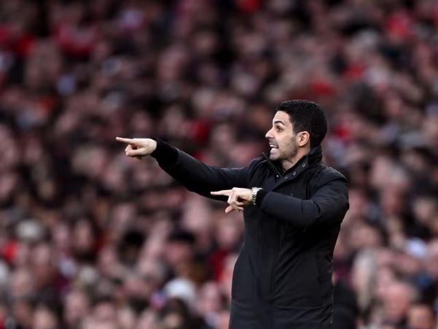 【辣评】史上最强角球大师!史上最丑陋英超冠军?